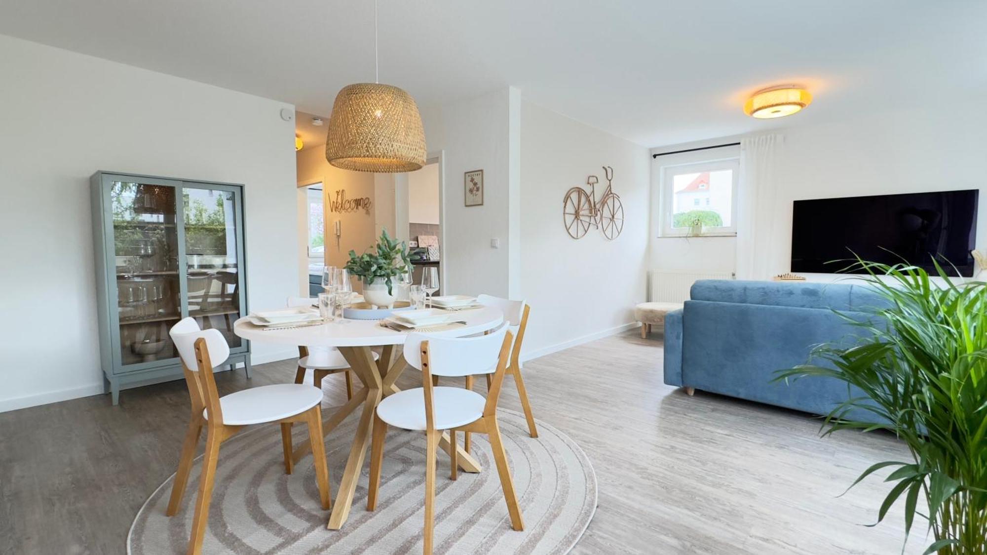 Fewo Am Park - 4P, Boxspringbett, Balkon, Smarttv, Gesundbrunnen, Familienfreundlich Halle  Eksteriør bilde