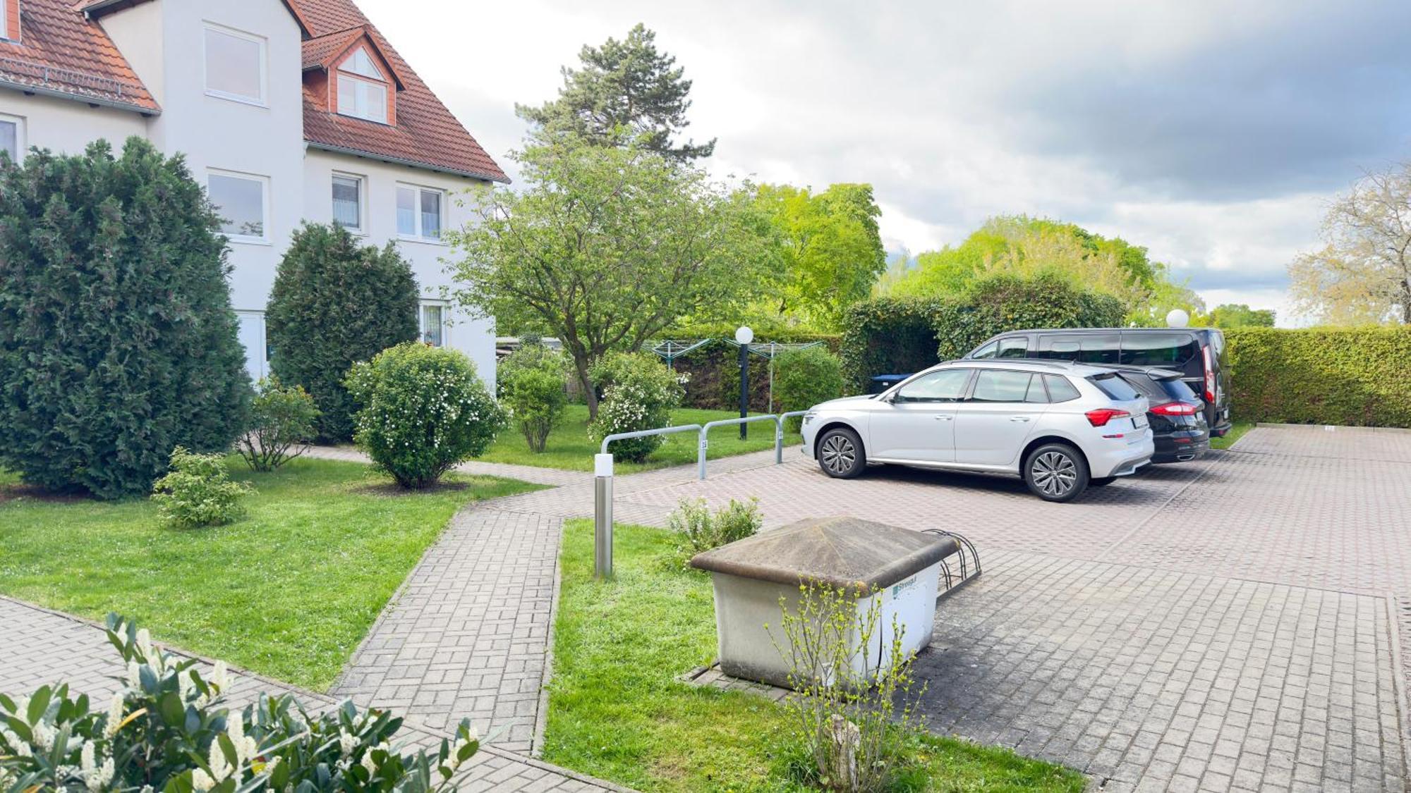 Fewo Am Park - 4P, Boxspringbett, Balkon, Smarttv, Gesundbrunnen, Familienfreundlich Halle  Eksteriør bilde
